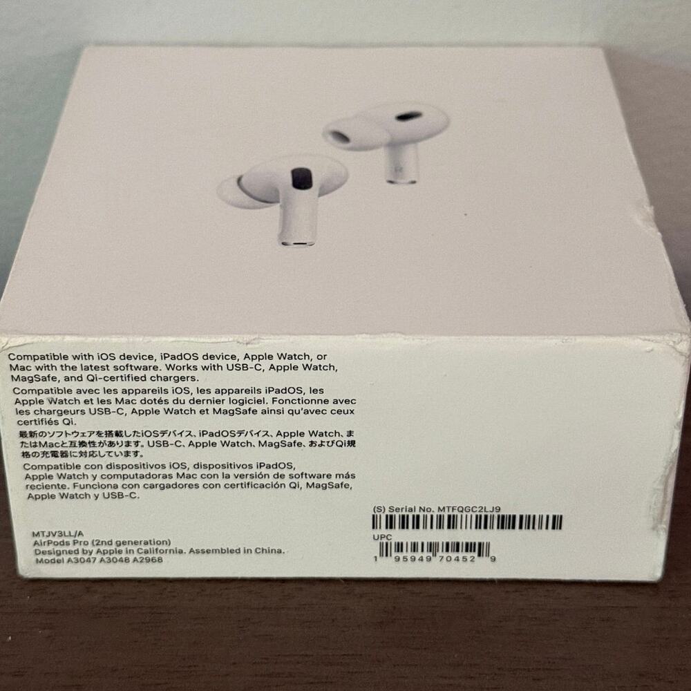 Apple AirPods PRO 2nd Gen MTJV3LL/A USB‑C MagSafe Case New Unopened GENUINE - Picture 7 of 16
